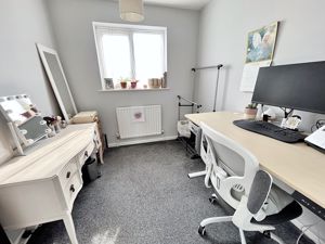 Bedroom- click for photo gallery